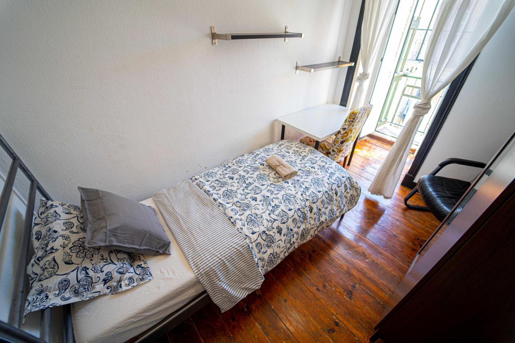 Quarto em Acomodações Particulares Very Well Located
